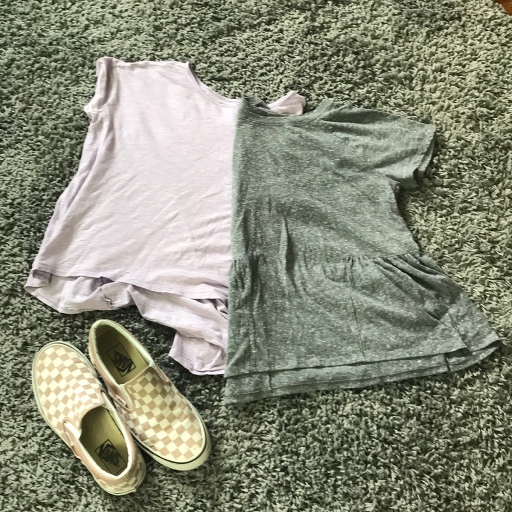 2 girls tees- girls size 9/10